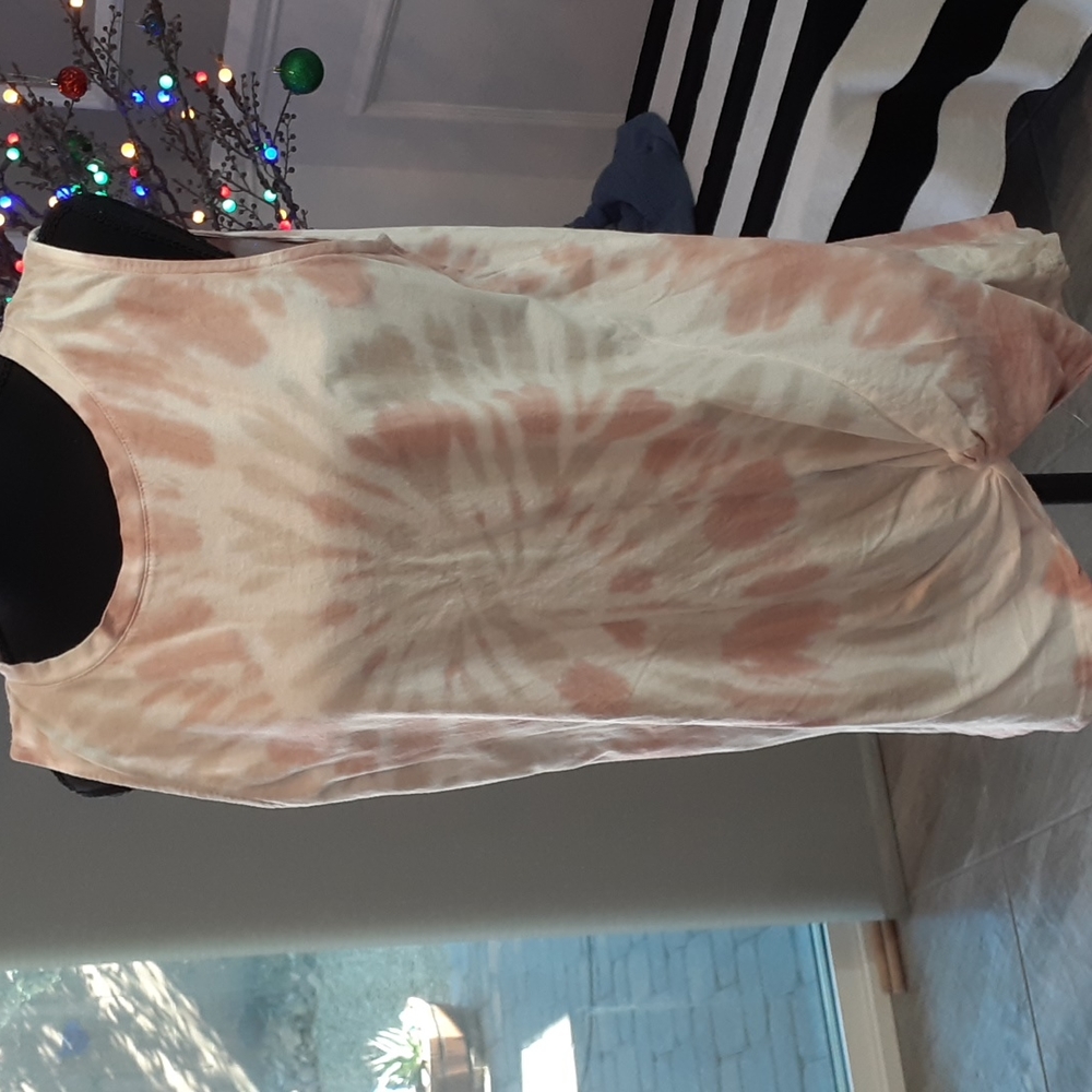 NWT C & C California Tie Dye Tee